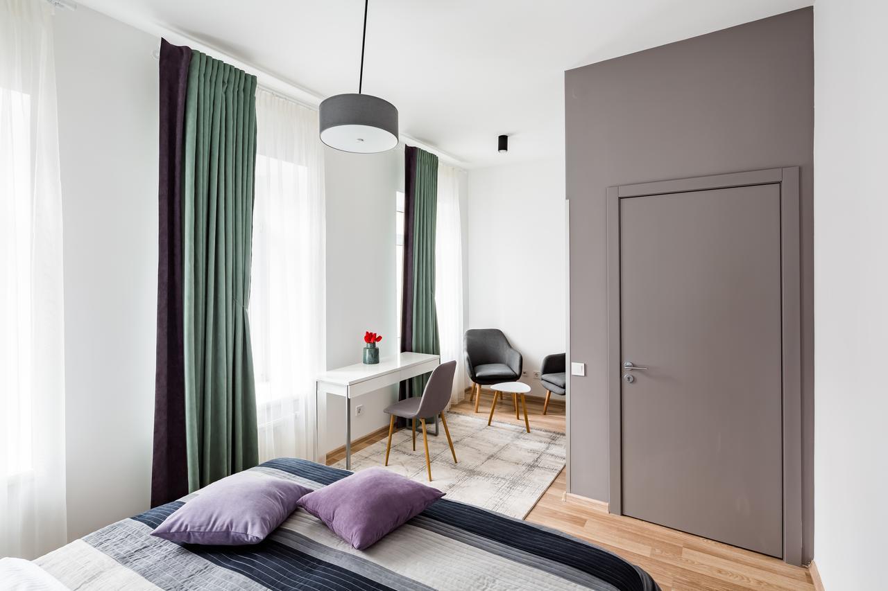 Apart Hotel Code 10 Lviv Kültér fotó