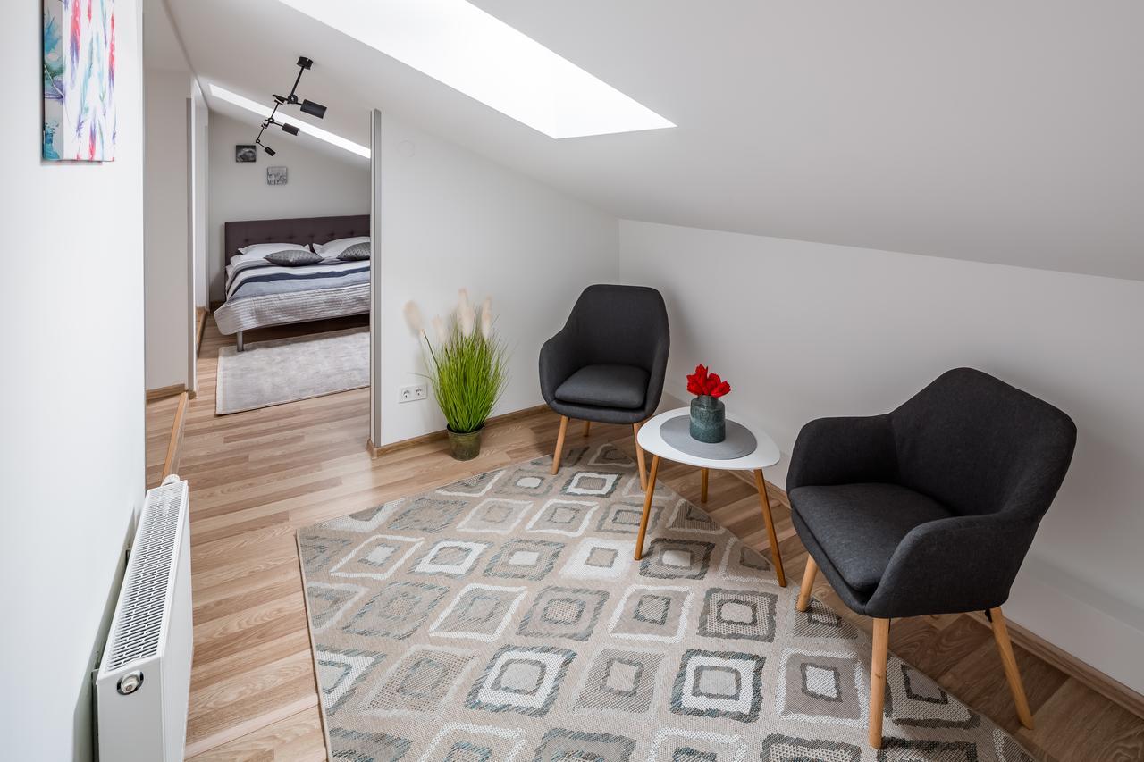 Apart Hotel Code 10 Lviv Kültér fotó