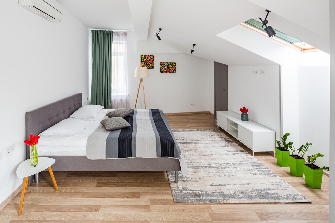 Apart Hotel Code 10 Lviv Kültér fotó