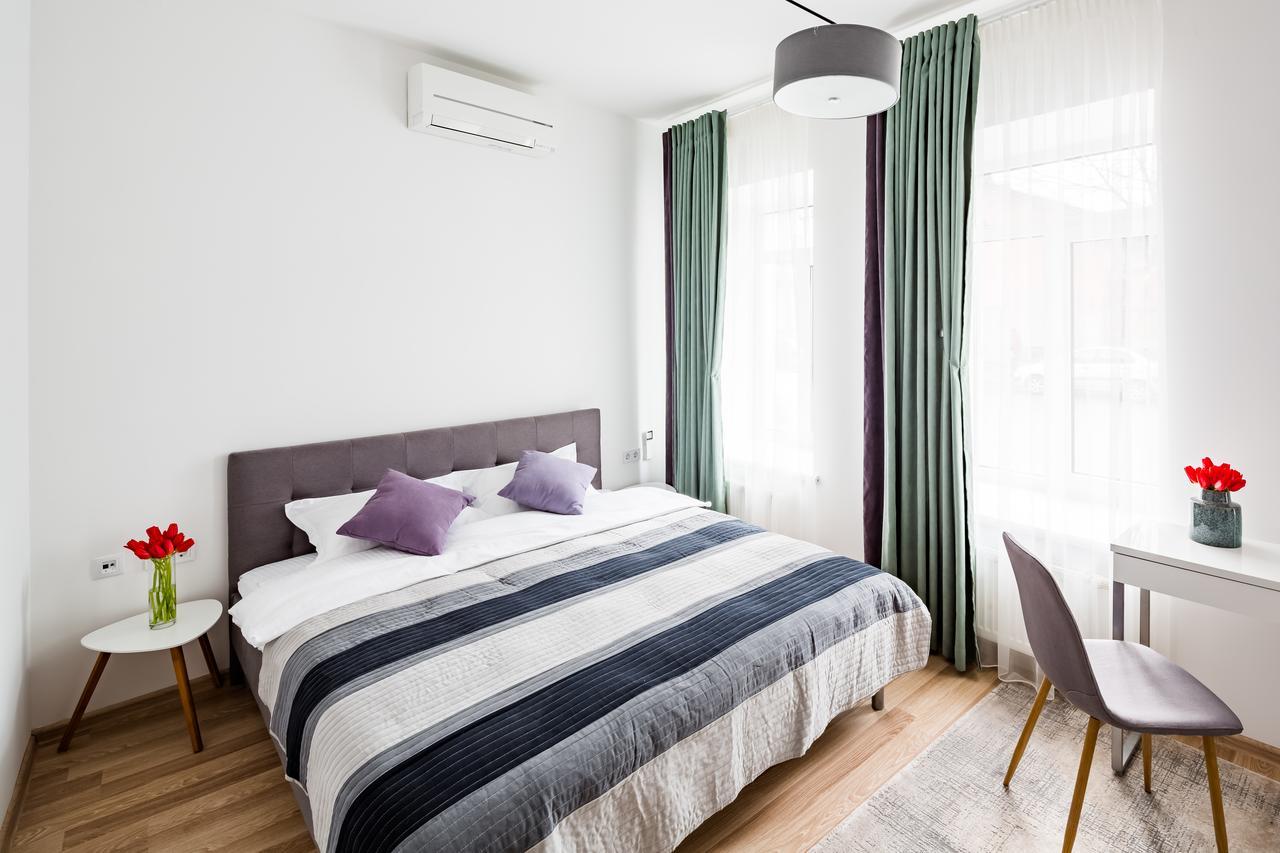 Apart Hotel Code 10 Lviv Kültér fotó