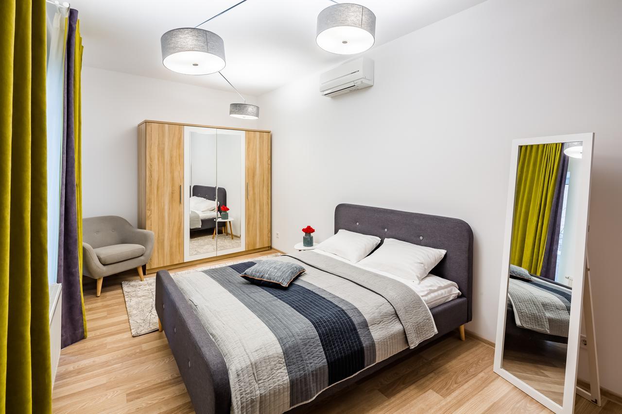 Apart Hotel Code 10 Lviv Kültér fotó